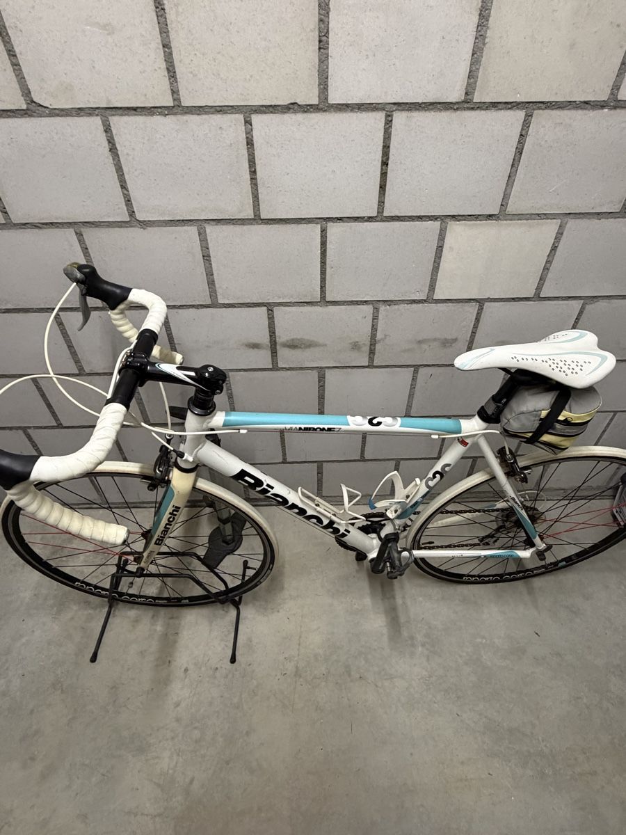 Bianchi Biciclette: Rennrad Bianchi & mehr – Usato da Ittigen venduto da bsf_tne3