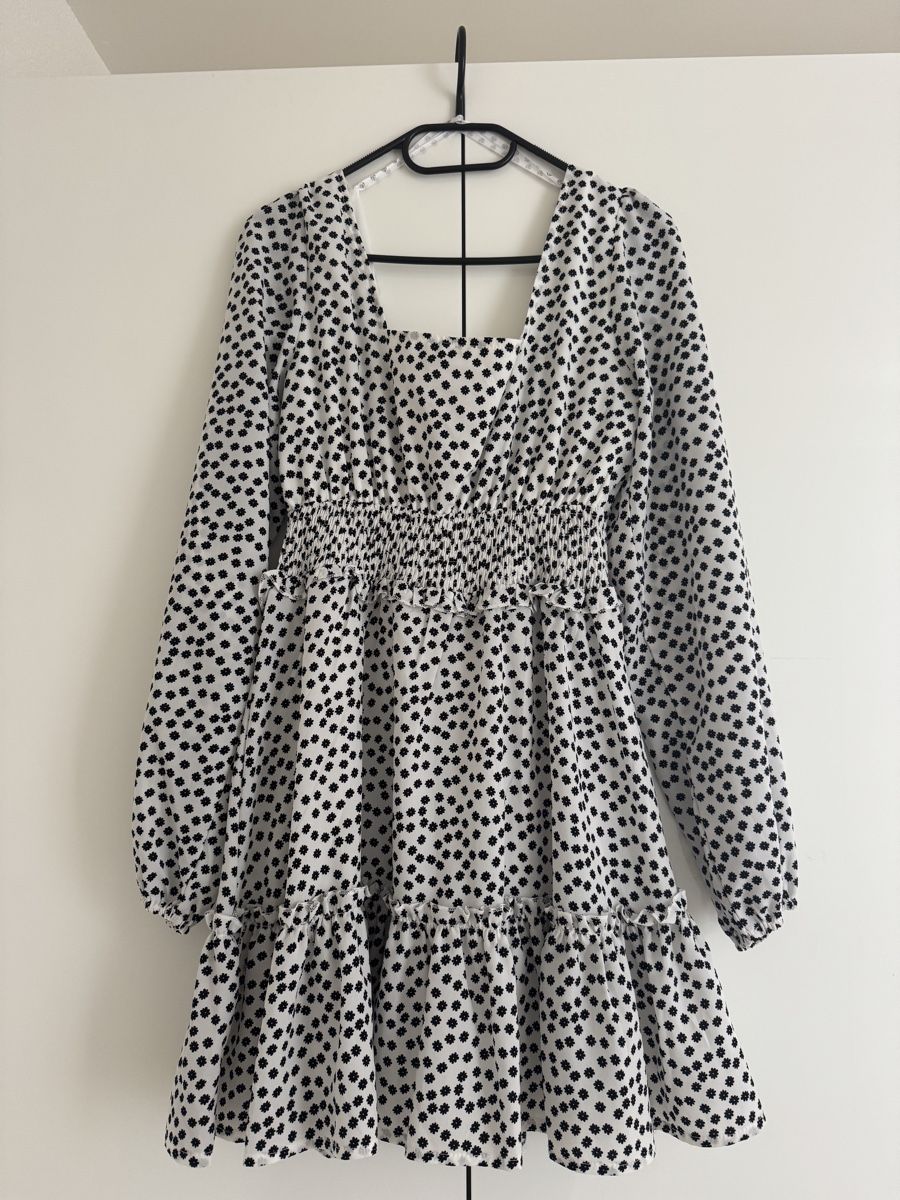 Kleider: Kleid, Grösse 36 – Gebraucht aus Frauenfeld von ani_pdx9 3