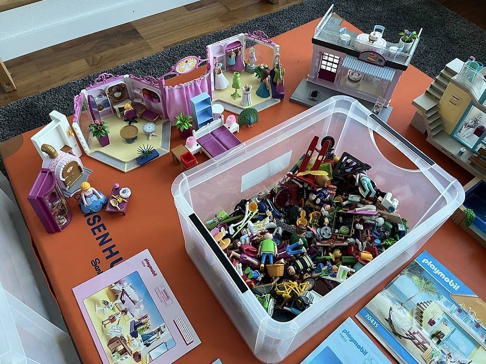 Playmobil Giocattoli: PREIS GESENKT!!! Grosse Playmobil-Sammlung - diverse Sets – Usato da Herisau venduto da TomLie 2