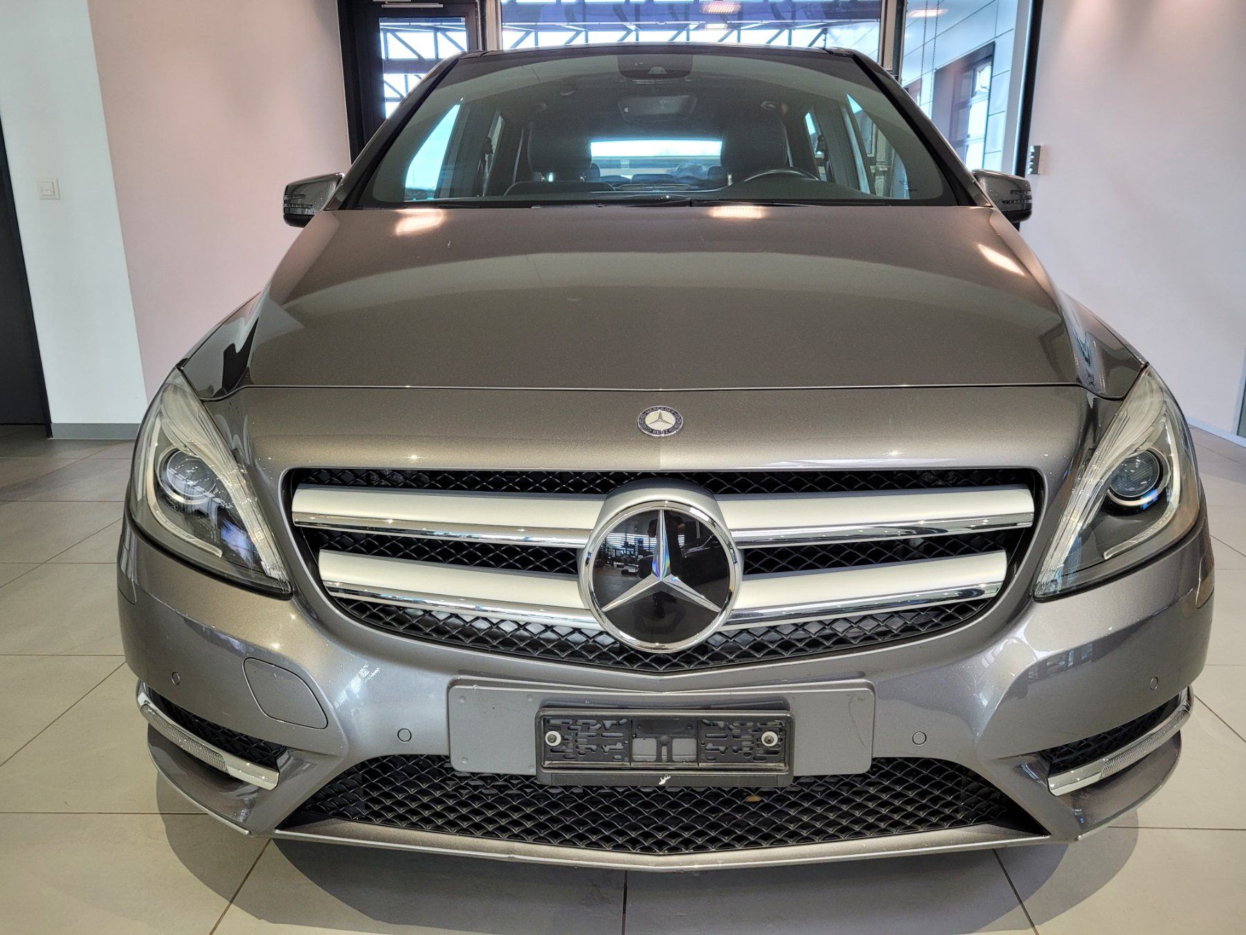 Mercedes-Benz Automobili: Mercedes-Benz B 200 – Usato da St. Gallen venduto da HirschAutomobileAG 9