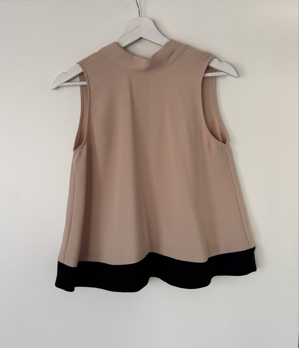 Zara Camicette: ZARA BASIC Bluse Gr. S - Top ärmellos - Beige / Schwarz  – Nuovo (secondo la descrizione) da Flumenthal venduto da SecondLove_CH
