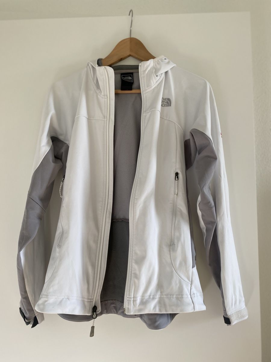 North Face Jacken: The North Face Windjacke Grösse M – Gebraucht aus Blauen von Baggi 9