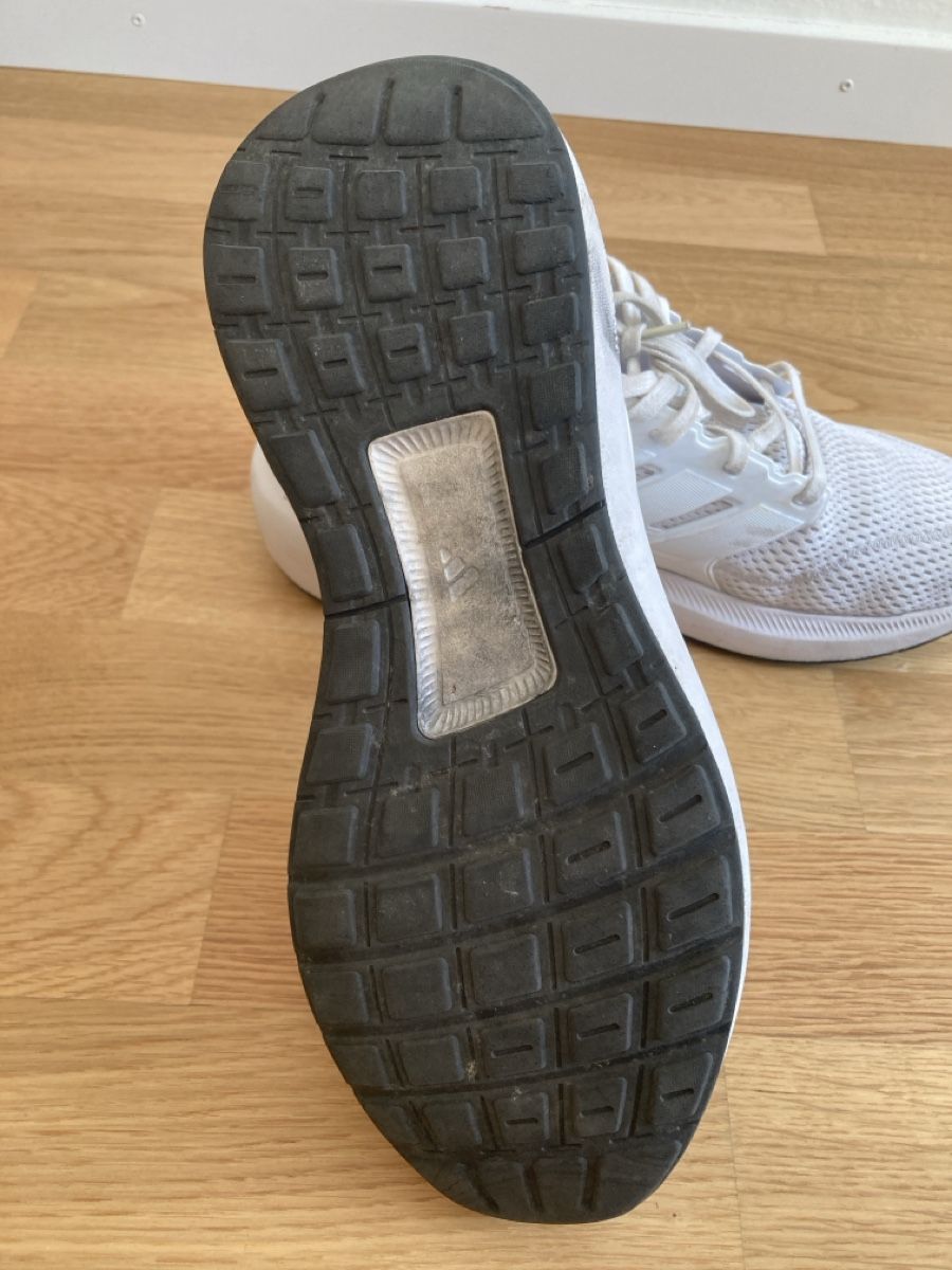 Adidas Herrenschuhe: Adidas Ultimashow 2.0 Cloudfoam Gr. 41 1/3 – Gebraucht aus Basel von AufeinenBlick 4