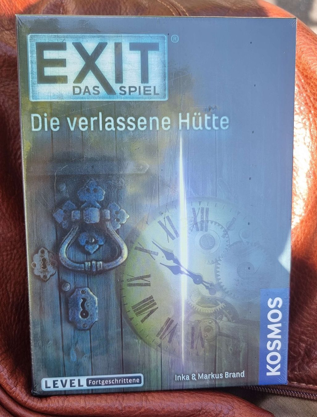 EXIT - Die Verlassene Hütte (La Capanna Abbandonata) - Gioco Da Tavolo Escape Room Per 1-6 Giocatori, Livello Avanzato