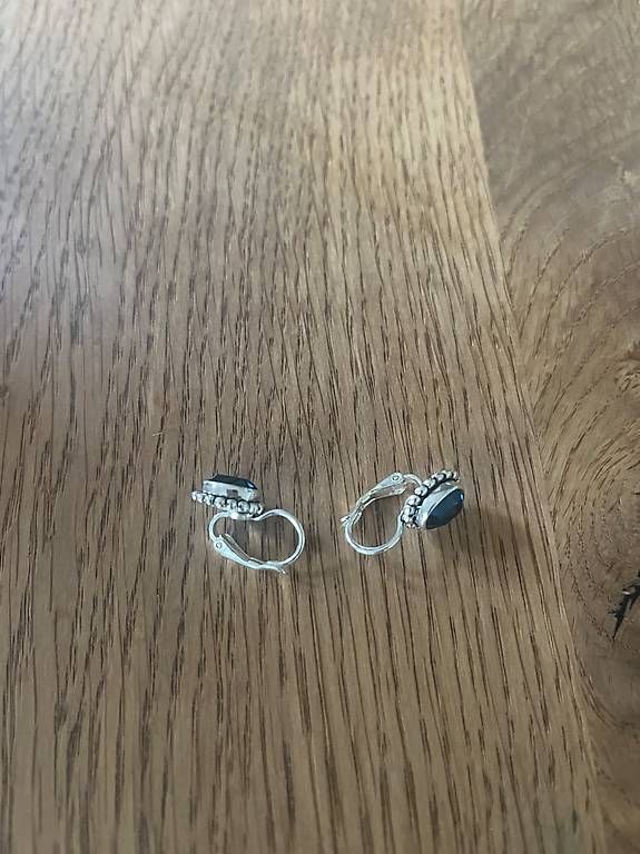 Ohrringe & -stecker: GLAMBOU Ohrenstecker - NEU! – Gebraucht aus Kehrsatz von maus2405 1