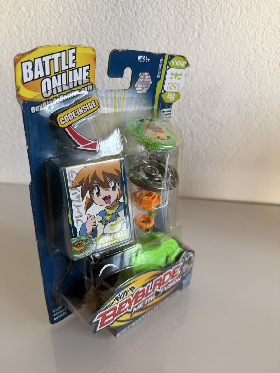 Hasbro Statuette: Beyblade Metal Fusion Flame Libra OVP – Nuovo e nell'imballaggio originale da Luterbach venduto da to.bey 1