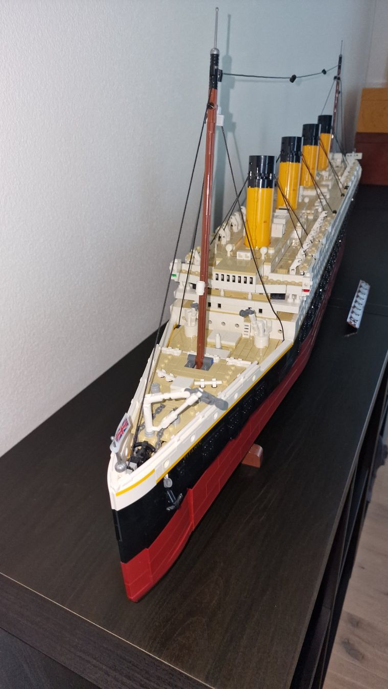 Lego Baukästen: Lego Titanic – Gebraucht aus Meisterschwanden von dan_qcc6 2
