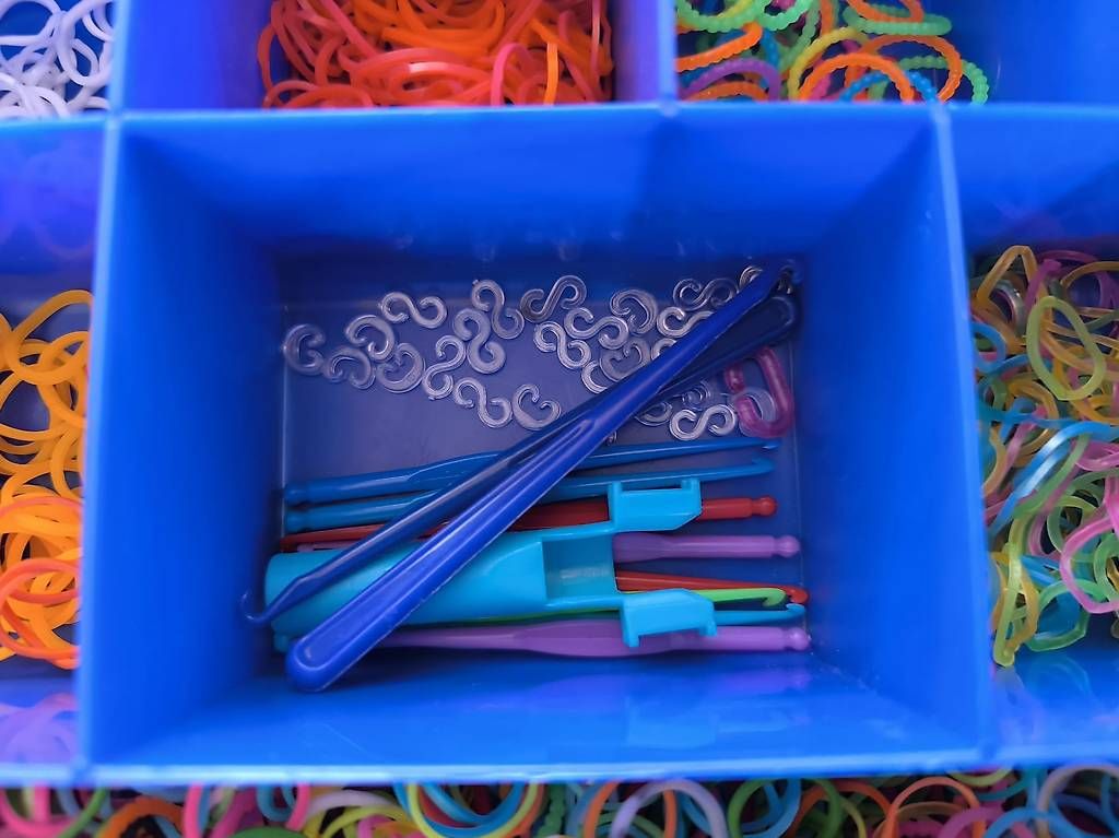 Giocattoli: Loom Kasten + 2 Webstühle – Usato da Bauma venduto da Chantal07 4