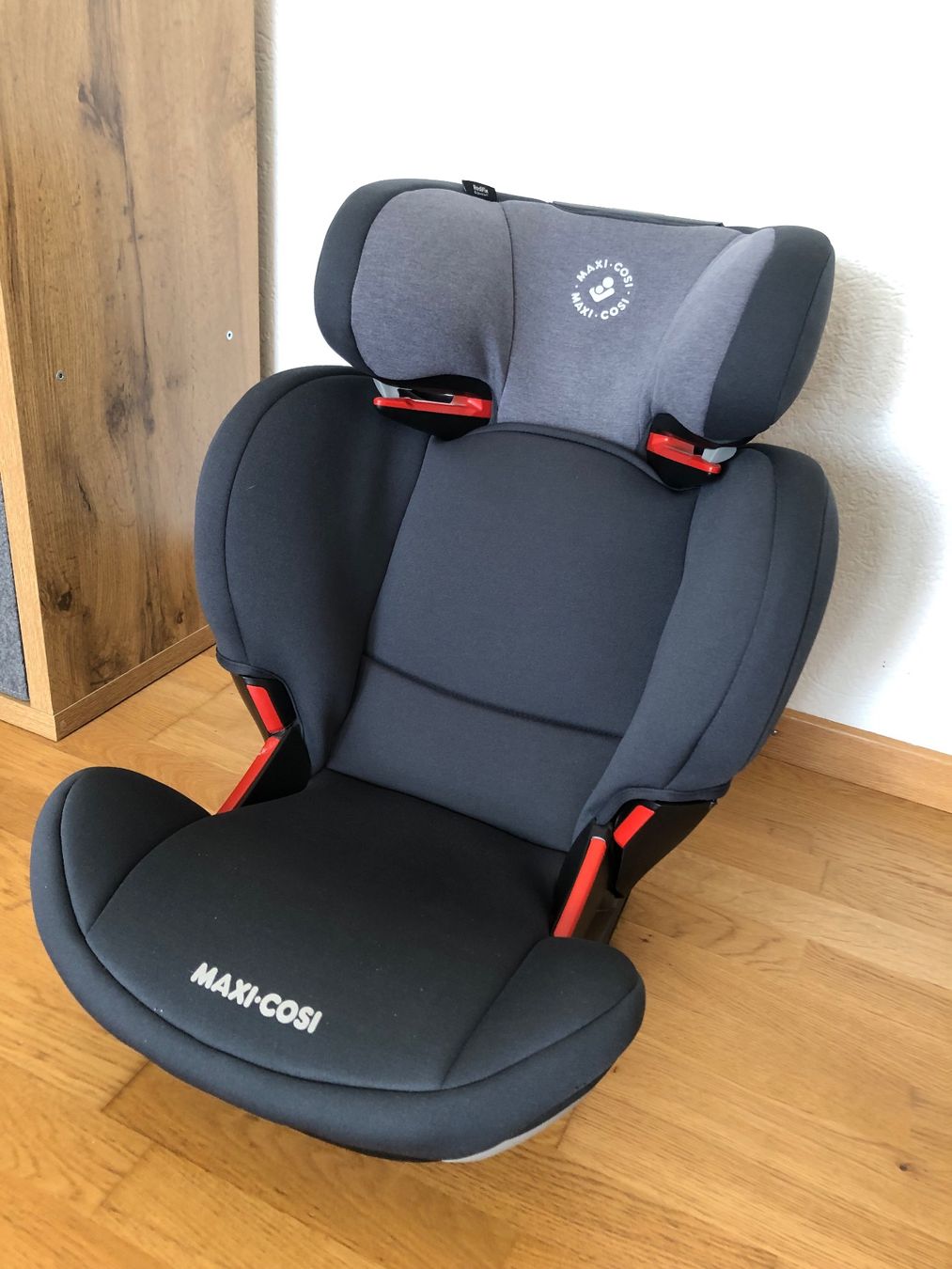 Maxi-Cosi Auto-Kindersitze: Maxi Cosi RodiFix AirProtect – Gebraucht aus Sirnach von manu135 3