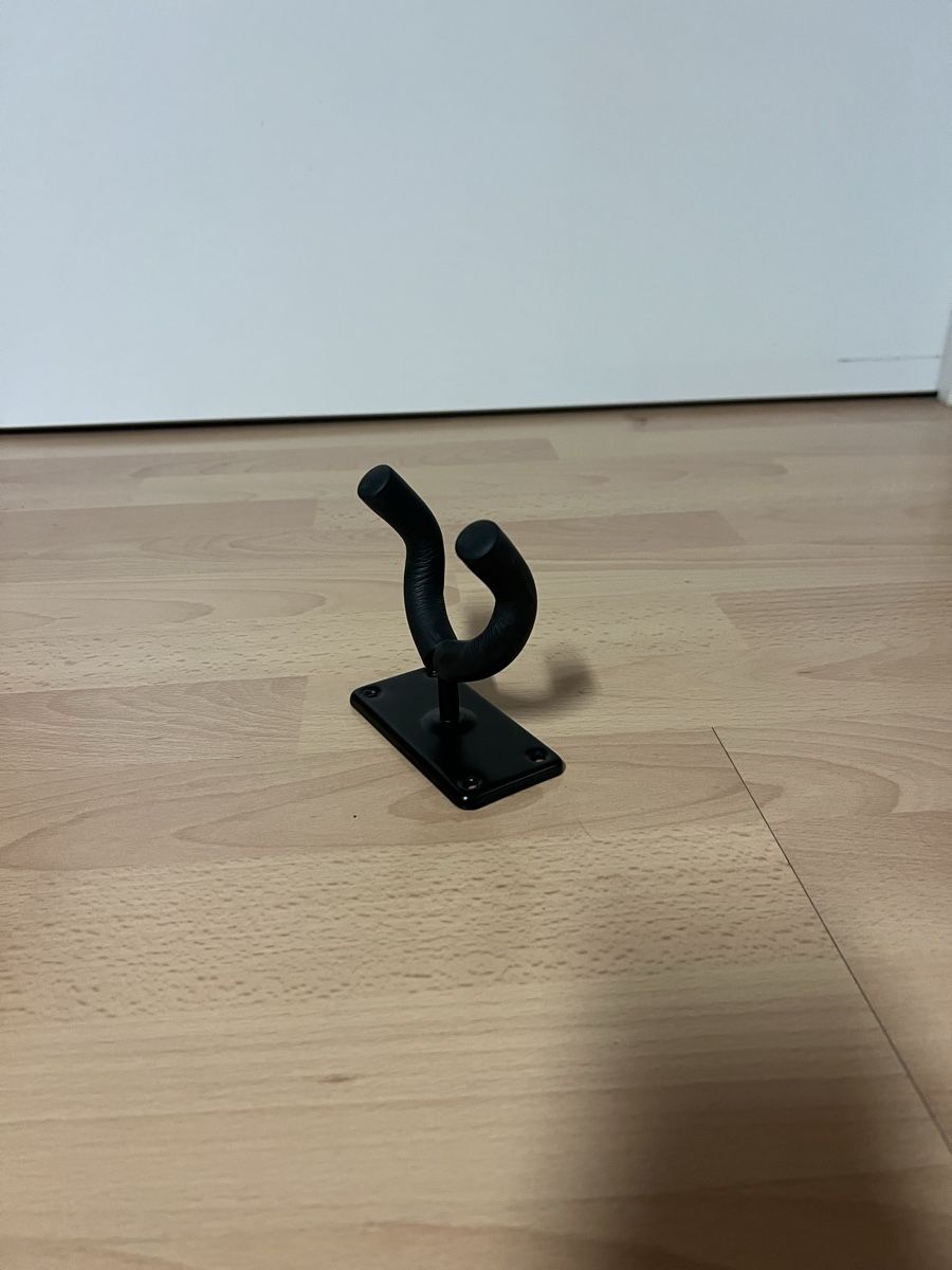 Fixations: Gitarrenhalter schwarz Metall neu – D'occasion à Oekingen par steph.67