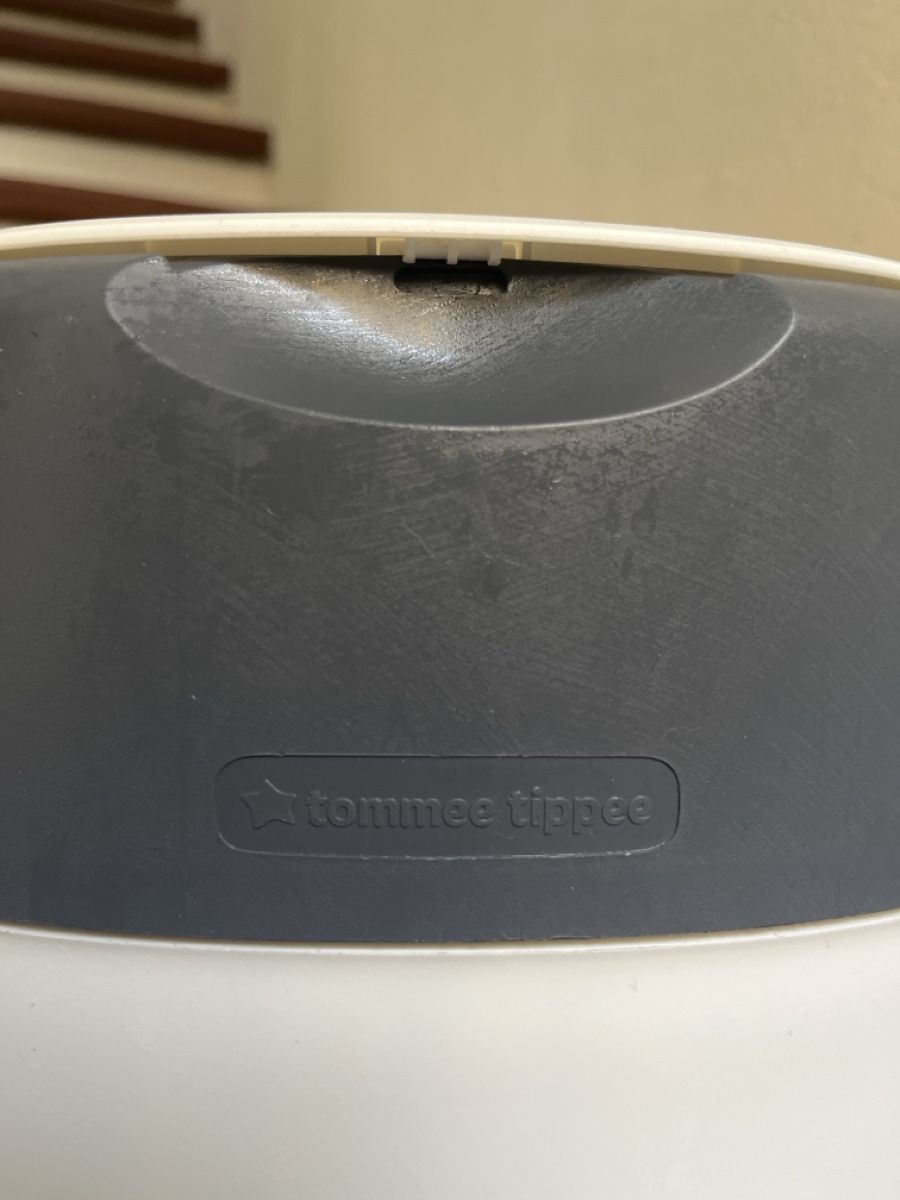 Tommee Tippee Cestini per rifiuti: Mangiapannolini tommee tippee – Usato da Zürich venduto da carlot_2023 2