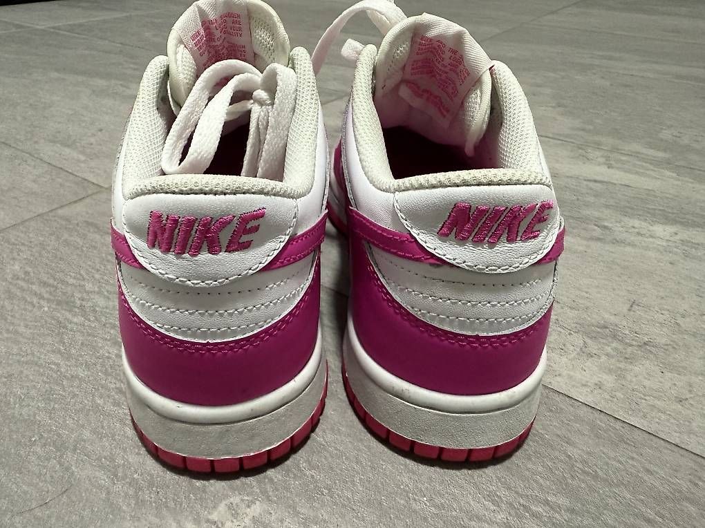 Nike Chaussures filles: Nike Dunk Rosa – D'occasion à Castione par marlr 1