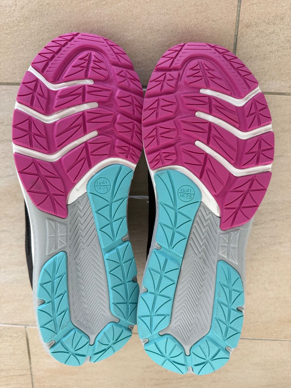 Scarpe da donna: Baskets femme Crivit noir, p.41 – Nuovo (secondo la descrizione) da St-Gingolph venduto da GoldenKeys 5