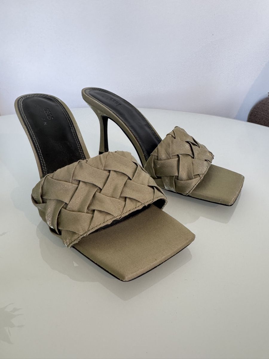 Asos Scarpe da donna: Mules Grösse 38/39 – Usato da Frauenfeld venduto da _smile_w 1