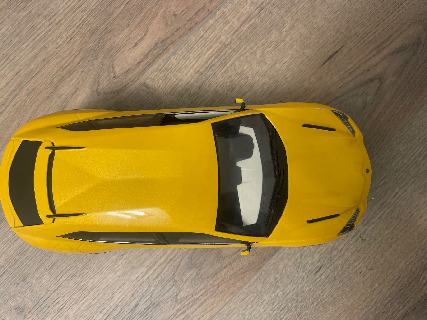Modellini d'auto: Lamborghini Urus 1/18 – Usato da Basel venduto da mariablanka 2