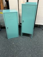 2 kleine Metallschränklein in Türkis