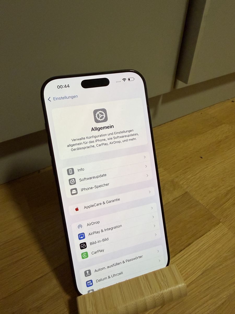 Apple Handys / Smartphones: iPhone 16 Pro Max 256GB – Gebraucht aus Schötz von pavlovictrading