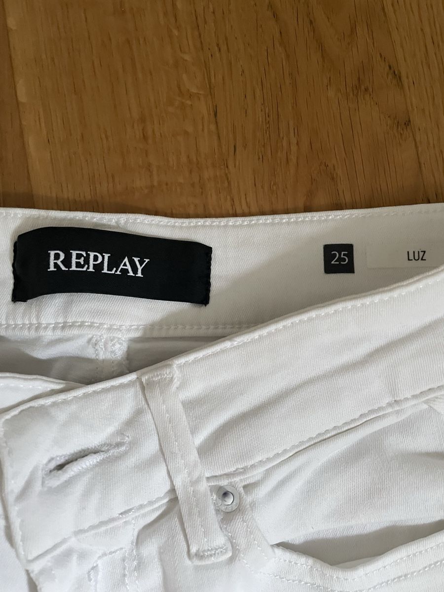 Replay Jeans: Replay Jeans – Neuf avec emballage d'origine à Balgach par sei_s6d7 3
