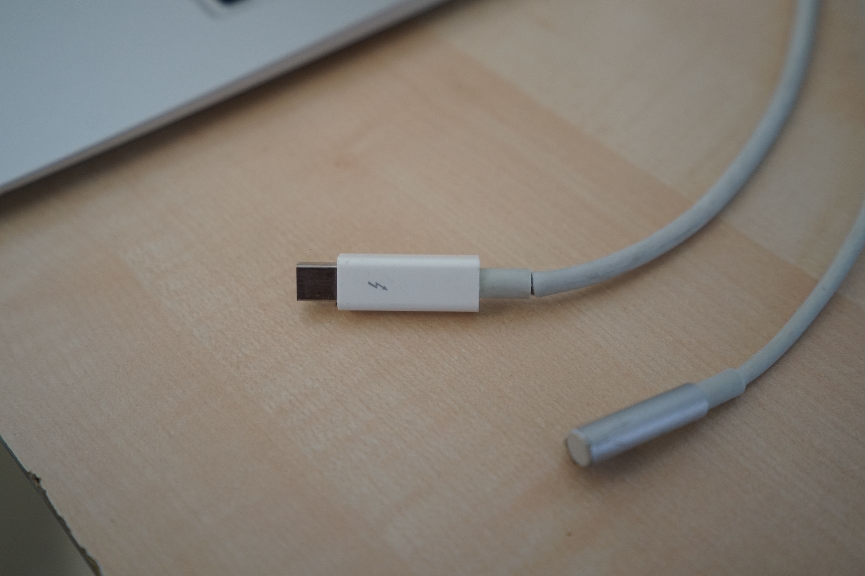 Apple Monitore: Apple Thunderbolt Display 27 Zoll – Gebraucht aus Biberist von  4