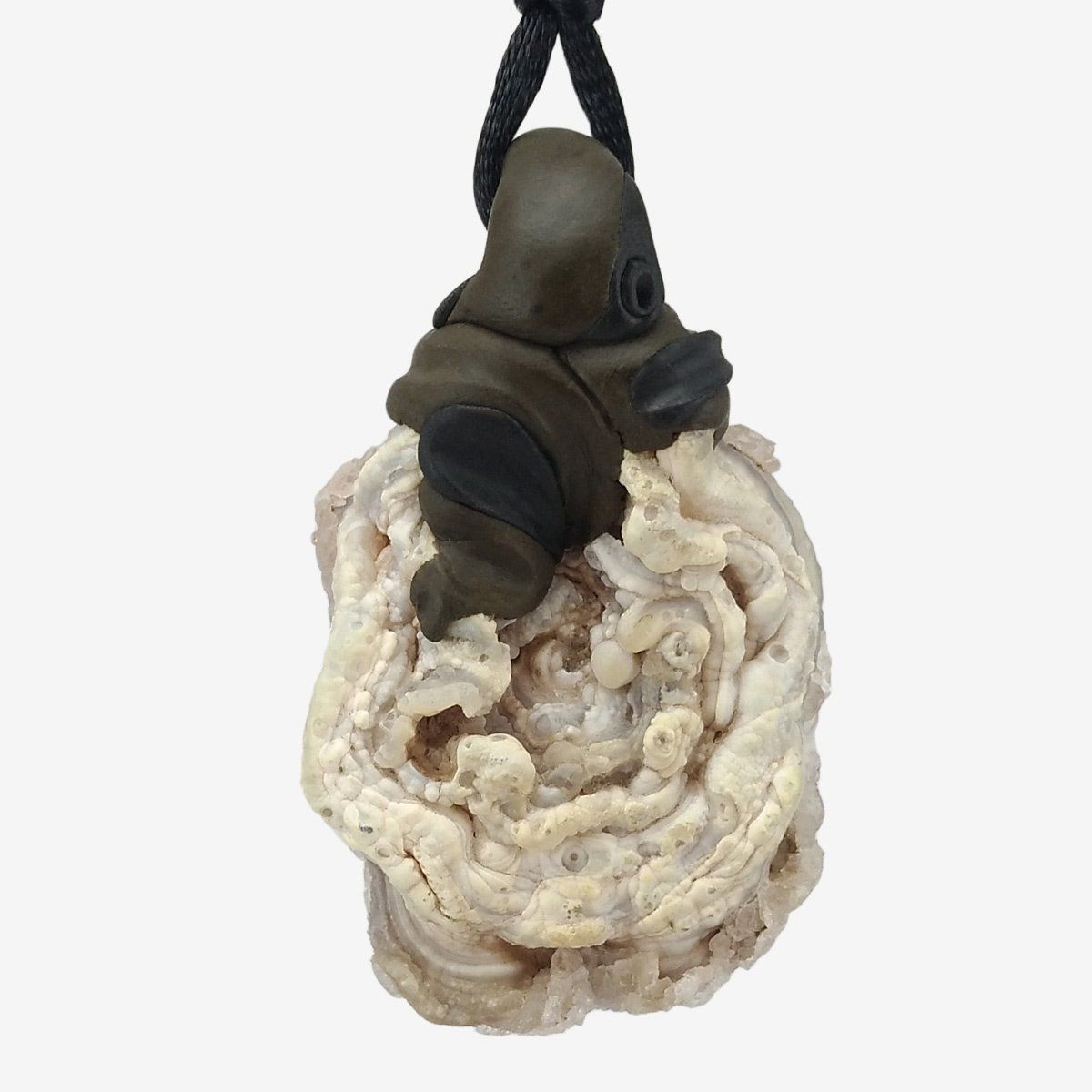 Minerali & Pietre curative: Chalcedon Stein Anhänger (Chalcedon Rose) mit Pyrit – Nuovo e nell'imballaggio originale da Meilen venduto da Kaleidoskopia 2