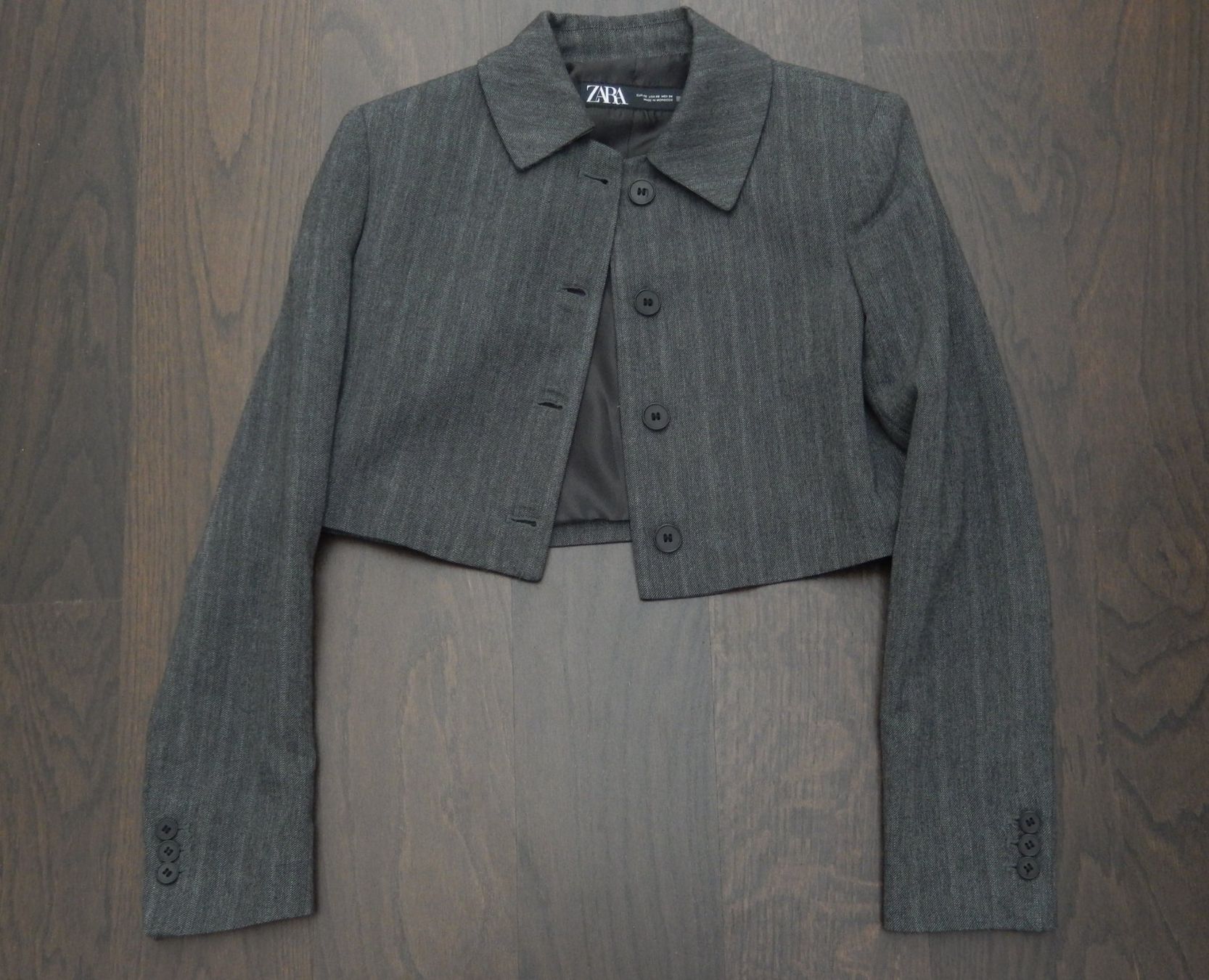 Zara Jacken: ZARA Cropped Blazer Gr. XS – Gebraucht aus Tuggen von vivira 2