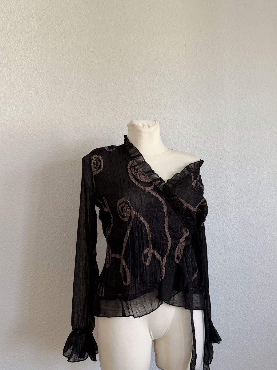 Camicette: Vintage Black Swirl Wrap Blouse – Usato da Knonau venduto da Grapesvintage 6