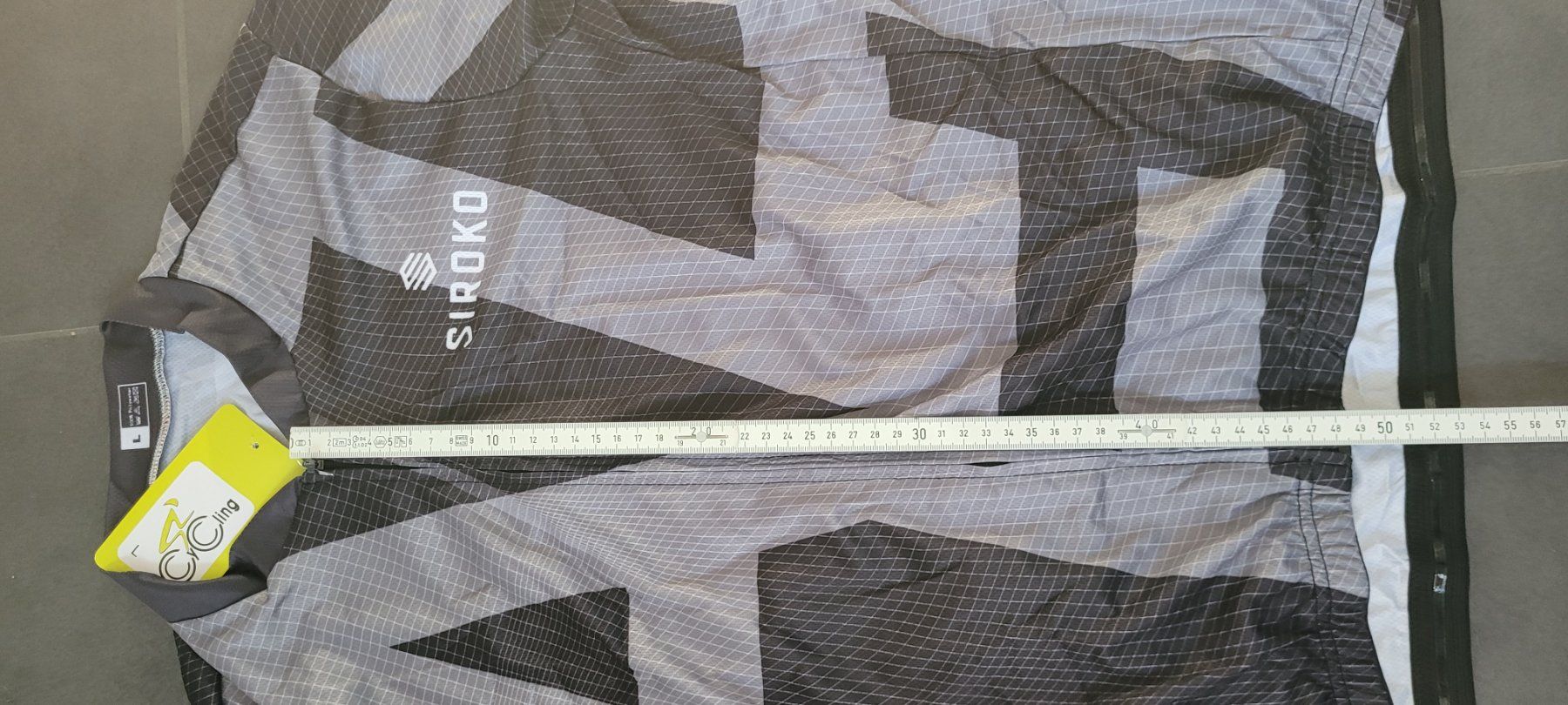 Canottiere & Pantaloni: Velotrikot grau / schwarz, Grösse L – Nuovo (secondo la descrizione) da Wittenbach venduto da Hase113 1