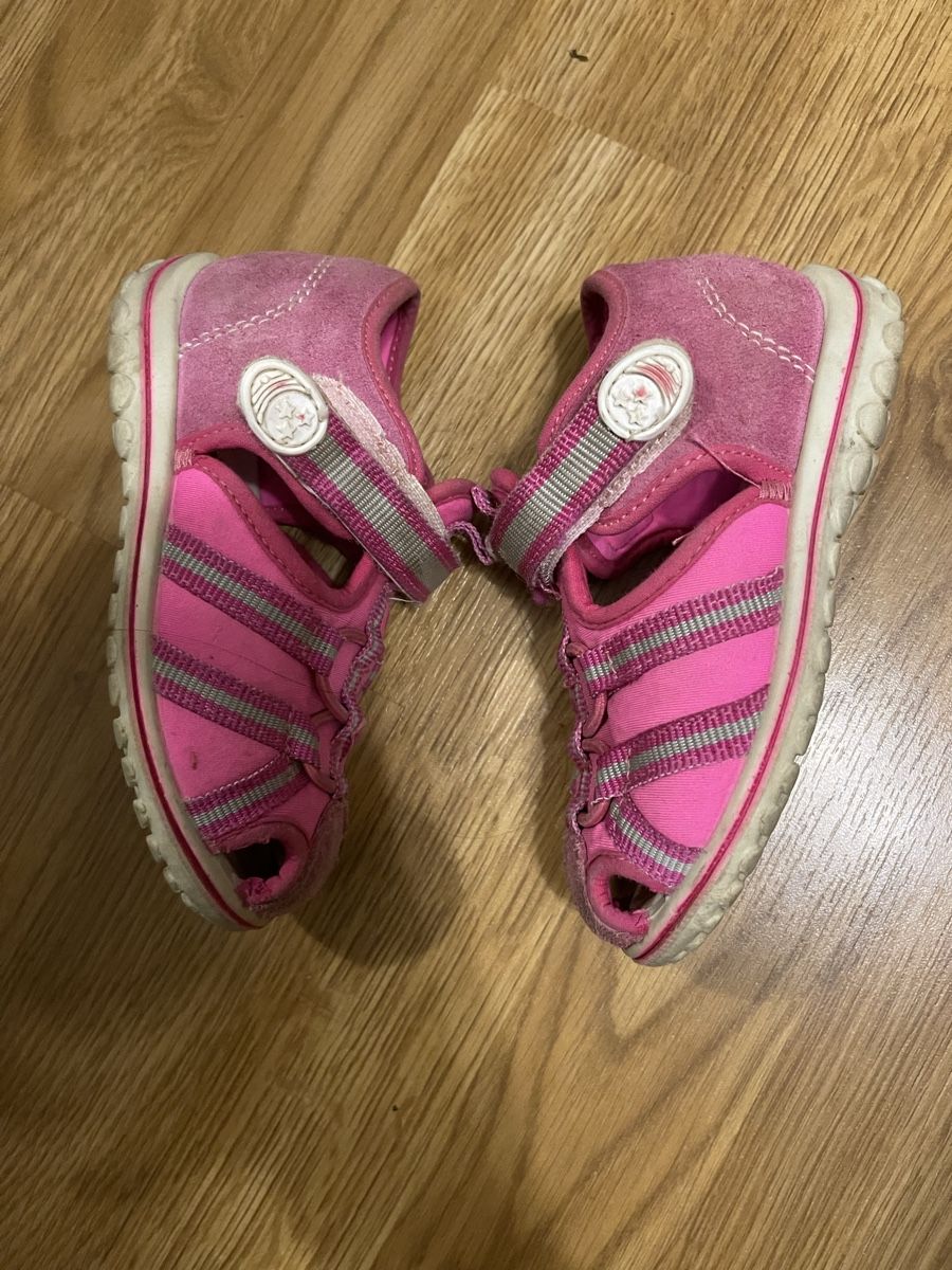 Scarpe per ragazze: Sandalen Gr. 24 – Usato da Suhr venduto da RIE83 2