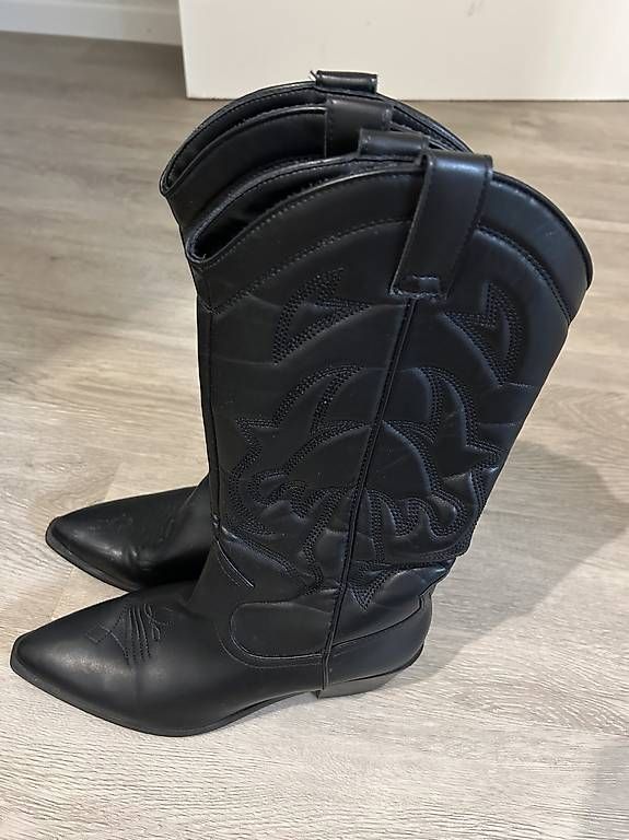 Scarpe da donna: Cowboy-Stiel – Usato da Schwerzenbach venduto da nic_zt5r 3