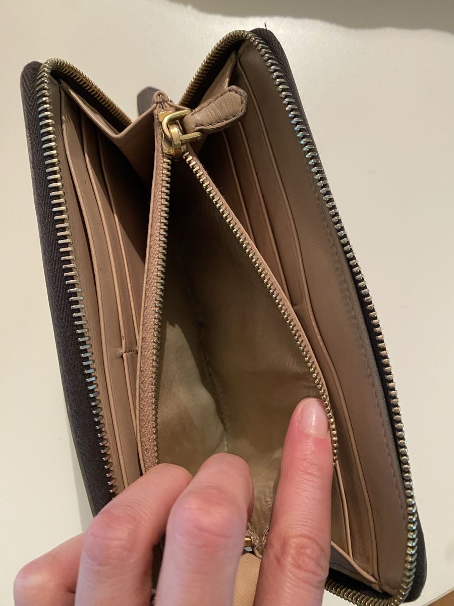 Prada Portamonete: Prada Geldbörse aus Leder – Usato da Chur venduto da ele_y8xl 3