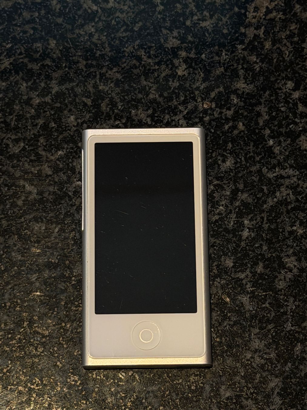 Apple Lettore multimediale portatile: iPod nano 7 16gb – Usato da Lausanne venduto da loz_5ywk 2