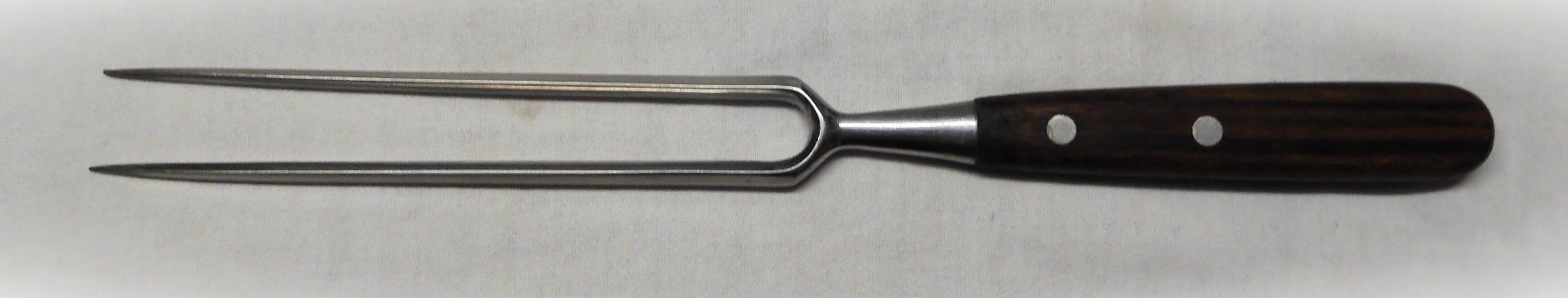 Victorinox Gabeln: Vintage Tranchiergabel/Bratengabel mit Holzgriff – Gebraucht aus Roggwil BE von buggs04