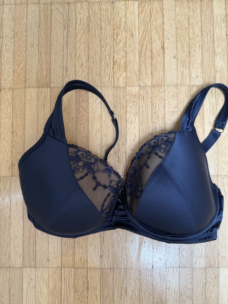 Sonstige Unterwäsche: Damen BH Dunkelblau 80E – Gebraucht aus Gebenstorf von Miami81
