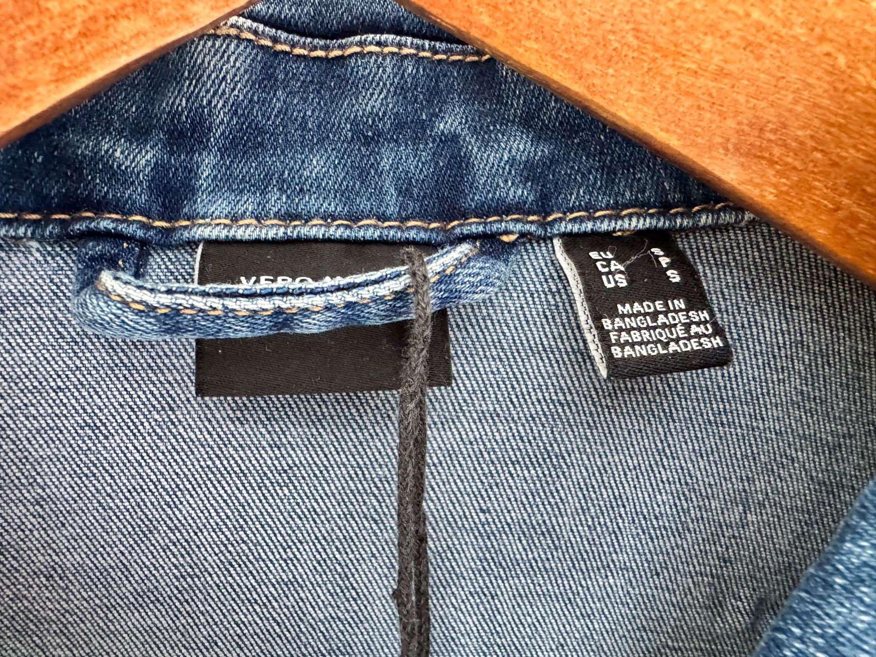 Vero Moda Jacken: Veste en jean  bleue VERO MODA S – Neu (gemäss Beschreibung) aus Genève von New-York12 9
