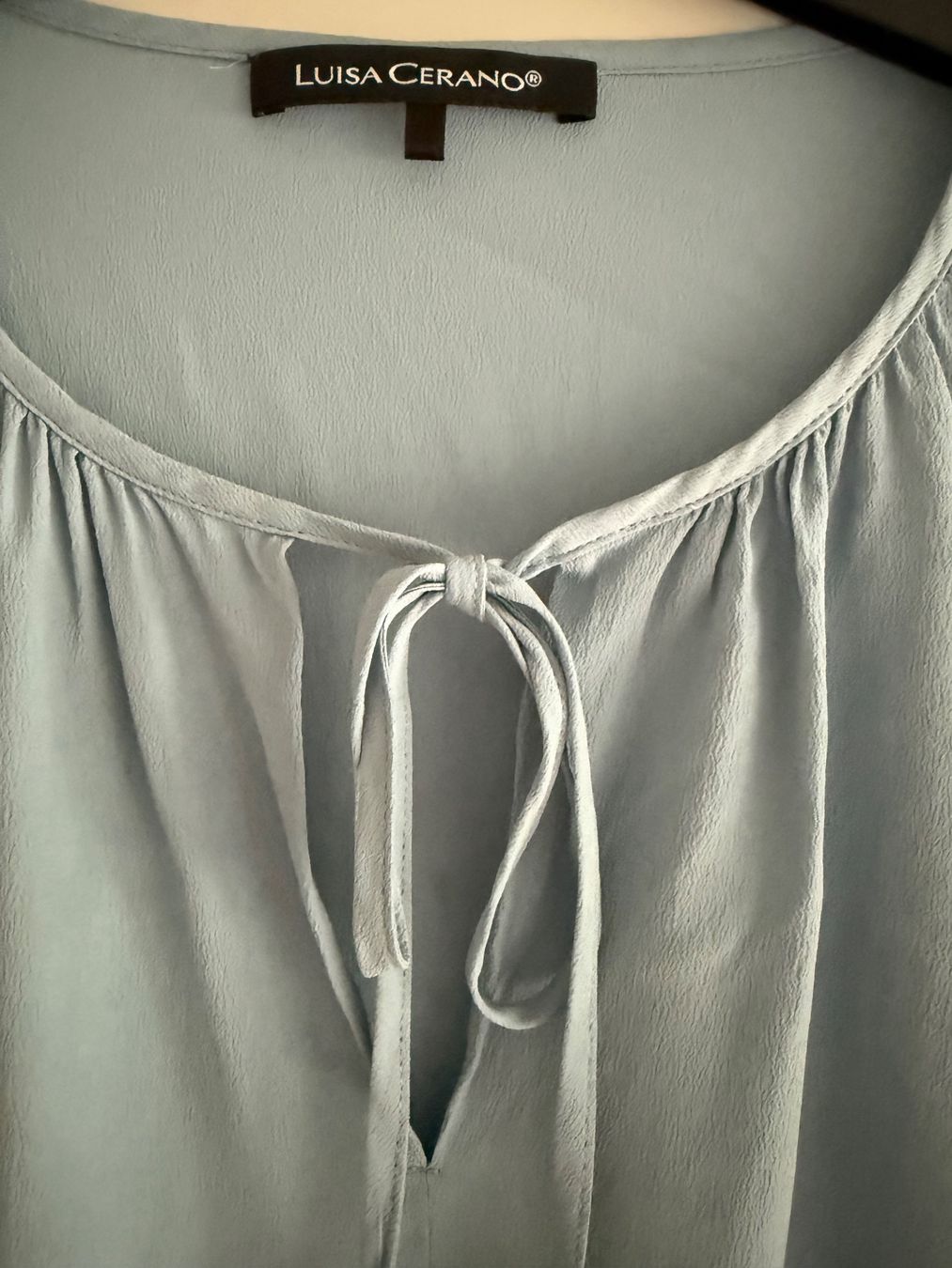 Luisa Cerano Chemisiers: Bluse von Louisa Cerano – Neuf (Voir description) à Luzern par adri-9 4