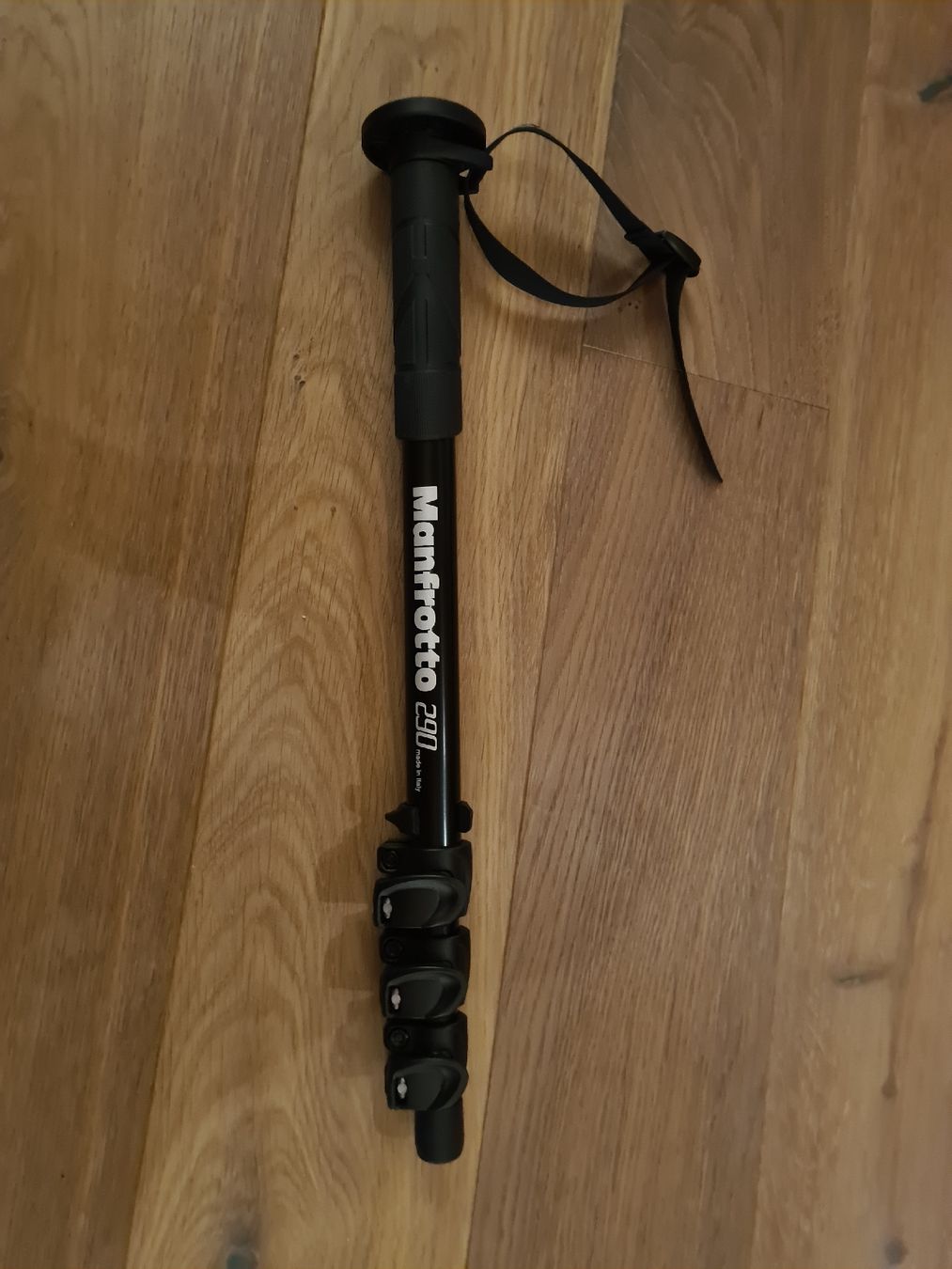 Manfrotto Treppiedi & Teste: Manfrotto Monopod 290, neu – Nuovo (secondo la descrizione) da frutigen venduto da Plethora14