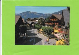 Gstaad, Dorfstrasse-belebt