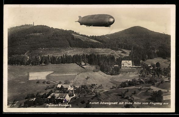 Foto & Poster: Schweigmatt, Luftschiff Graf Zeppelin  – Usato da Berlin venduto da bartko-reher