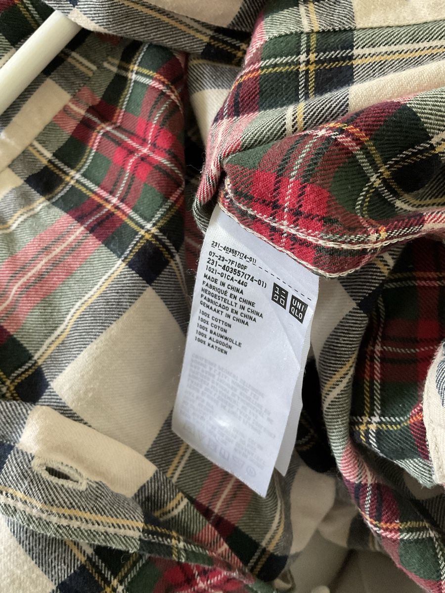 Uniqlo Blusen: Karobluse von Uniqlo – Gebraucht aus Horw von Spi8992 2