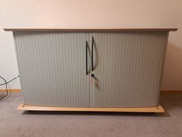 Büroschrank mit Rollladen grau, Holzoptik, abschliessbar