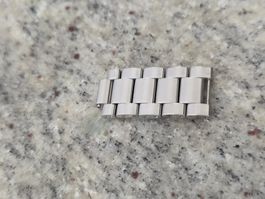 Omega Seamaster links
