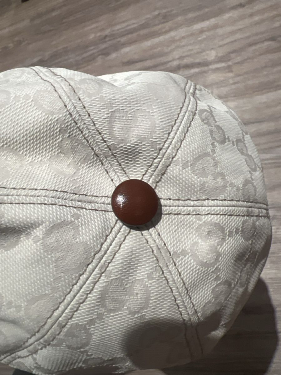 Gucci Copricapi, berretti & cappellini: Baseballkappe Gucci beige GG Grösse M – Usato da Lampenberg venduto da boom_123 7