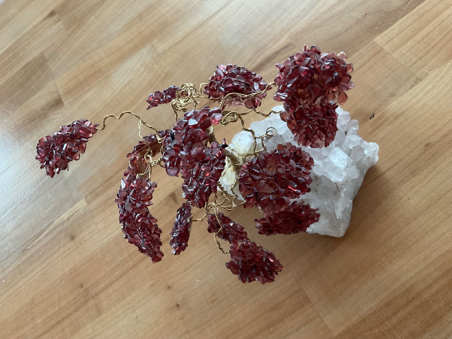 Tutte le decorazioni: Baum mit Edelstein ( evtl. Granat ) – Usato da Rümlang venduto da euqinom16 2