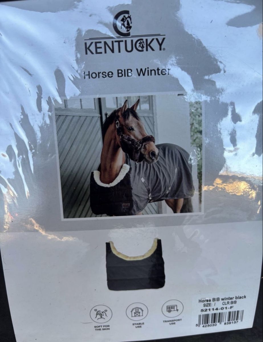 Kentucky Decken: Kentucky Brustschutz schwarz – Neu und originalverpackt aus Aarwangen von M.E.1097 1
