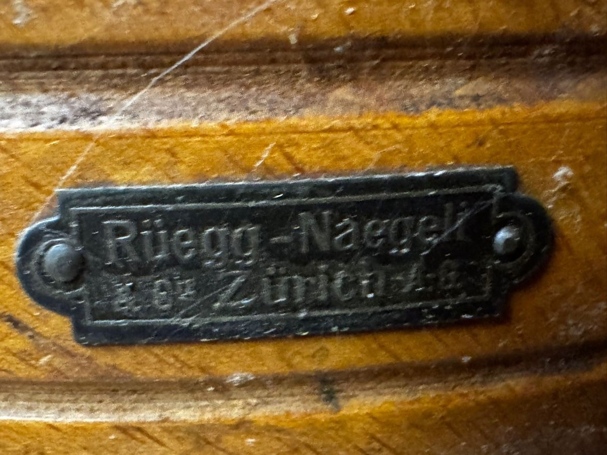 Sgabelli: Antiker Drehhocker – Usato da Egg b. Zürich venduto da Brocki_Insel_Egg 4