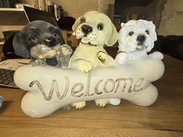 Hunde-Deko "Welcome" Tierfiguren (D)