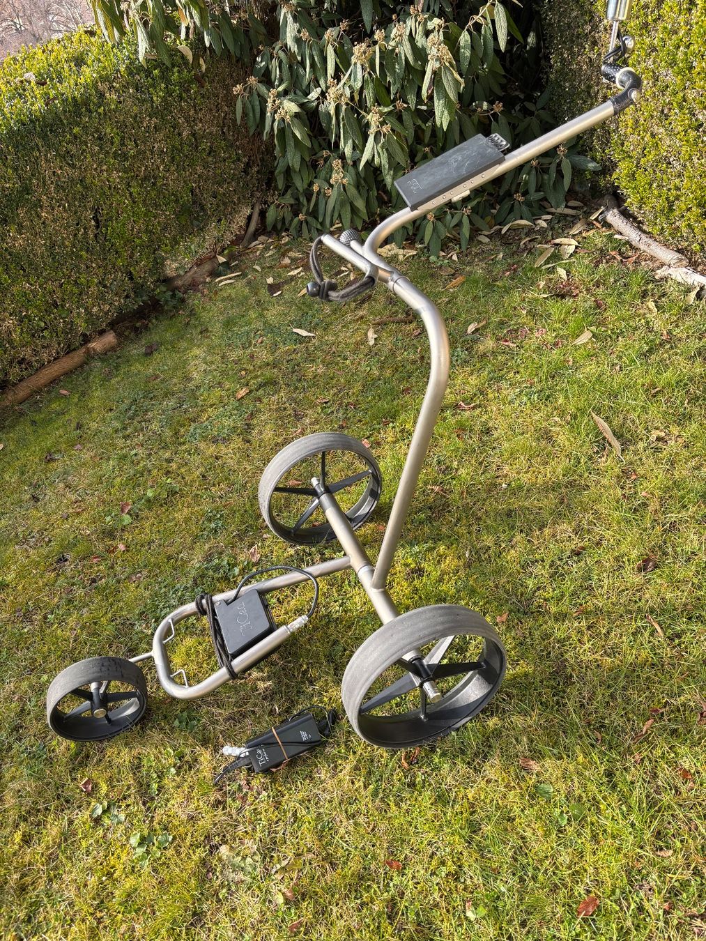 Chariots: Golf Trolley, TiCad  Tango – D'occasion à Schaffhausen par pbrunos1