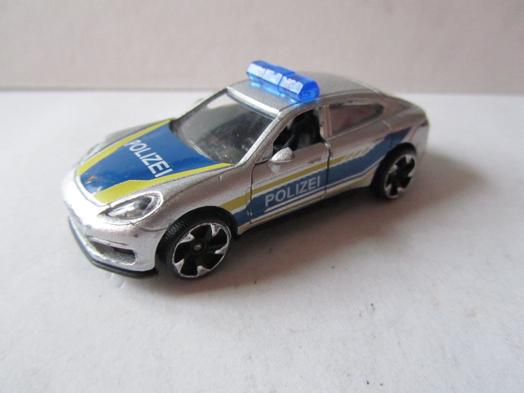 Majorette Modellini d'auto: Porsche Panamera Polizei, majorette Thailand – Usato da Weiningen ZH venduto da dietsch57