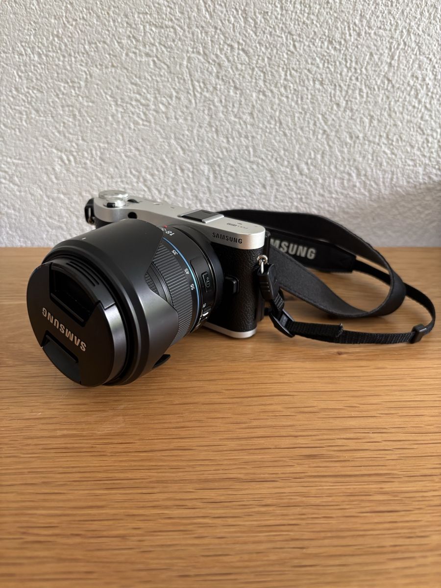 Samsung Kamera: Samsung NX300 – Gebraucht aus Brig von dr12 5