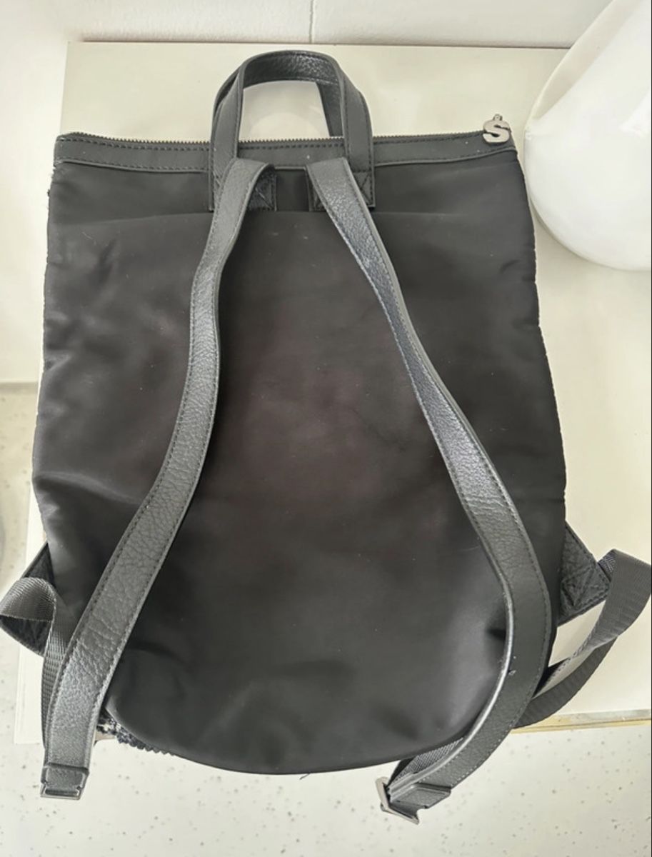 Desigual Rucksäcke: Desigual Rucksack schwarz Patchwork Muster  – Gebraucht aus Walzenhausen von auw_sx8w 1
